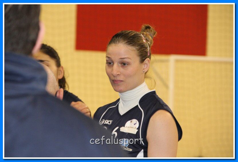 130120 volley 125_tn.jpg